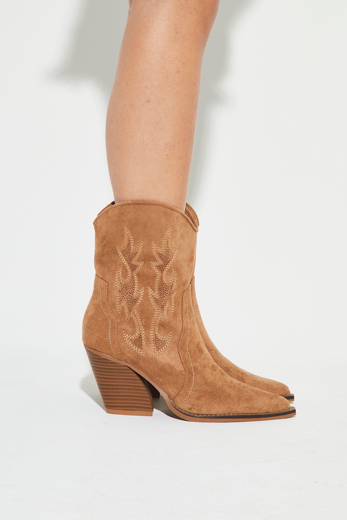 THALIA Tan Suede Boots