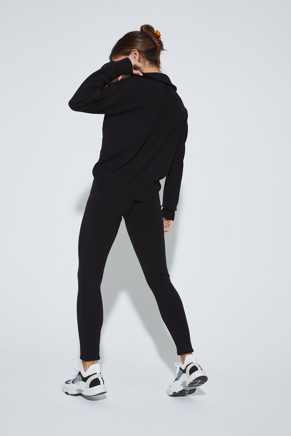 MARLOWE Black Zip Up Lounge Set