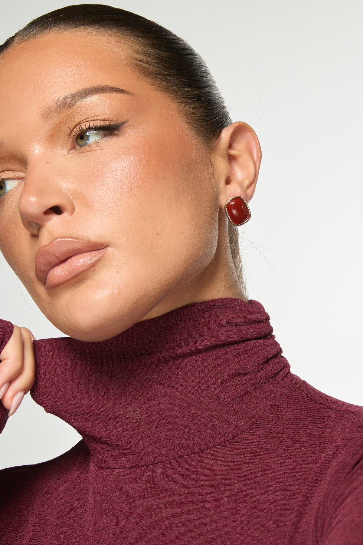 Burgundy Square Stud Earrings