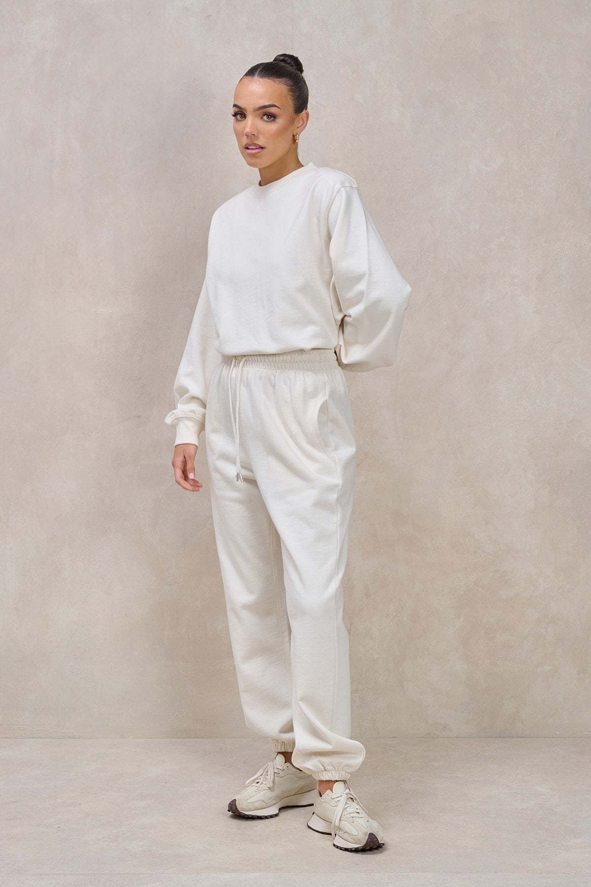 GIGI Vanilla Shoulder Pad Sweatshirt Set