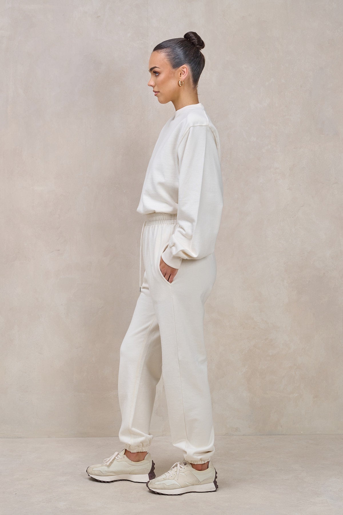 GIGI Vanilla Shoulder Pad Sweatshirt Set