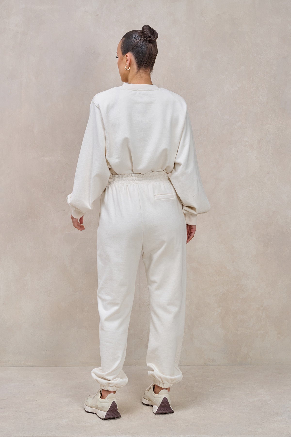 GIGI Vanilla Shoulder Pad Sweatshirt Set