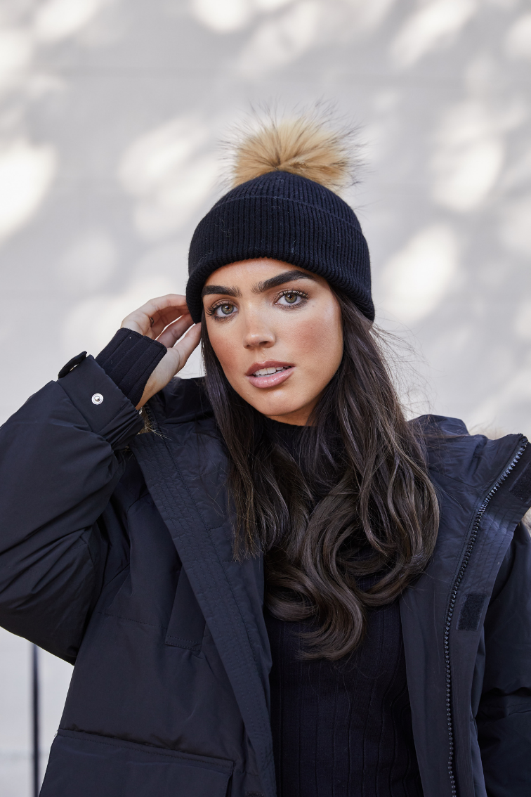 Black Natural SINGLE Bobble Hat
