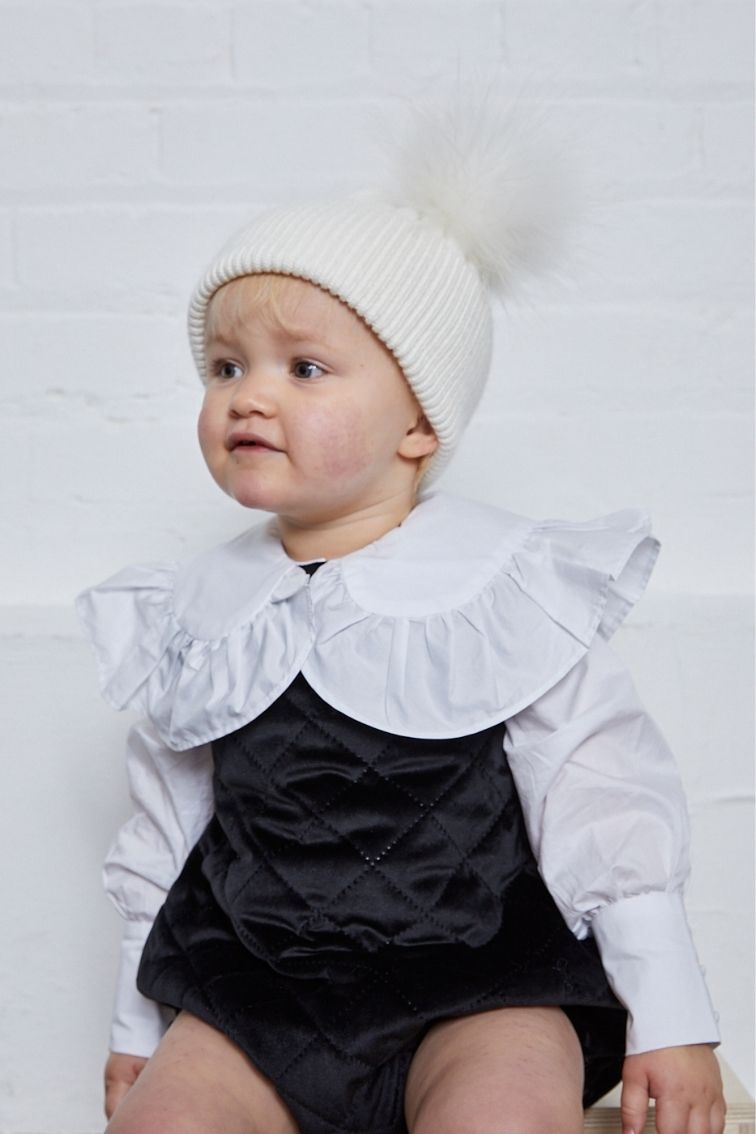 KIDS White/White SINGLE Bobble Hat