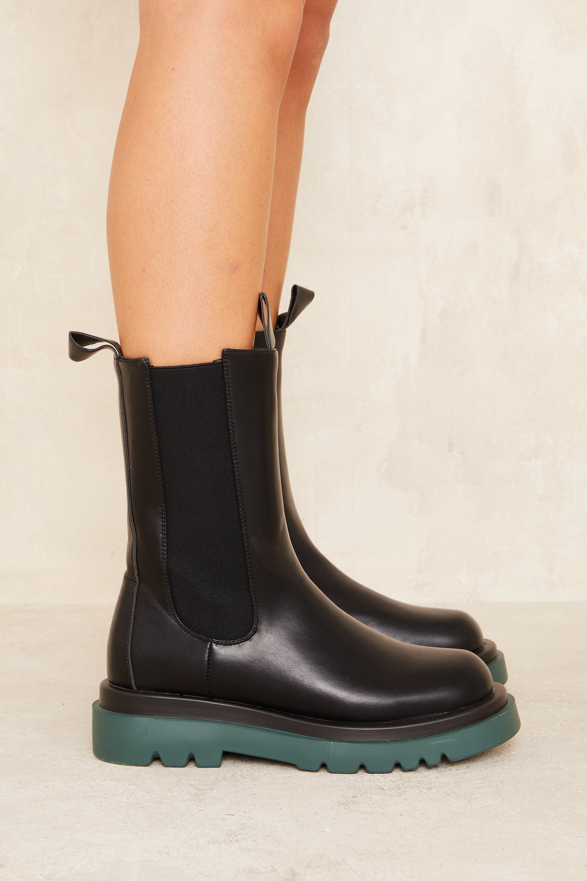LEXIA Chunky Green Leather Boots