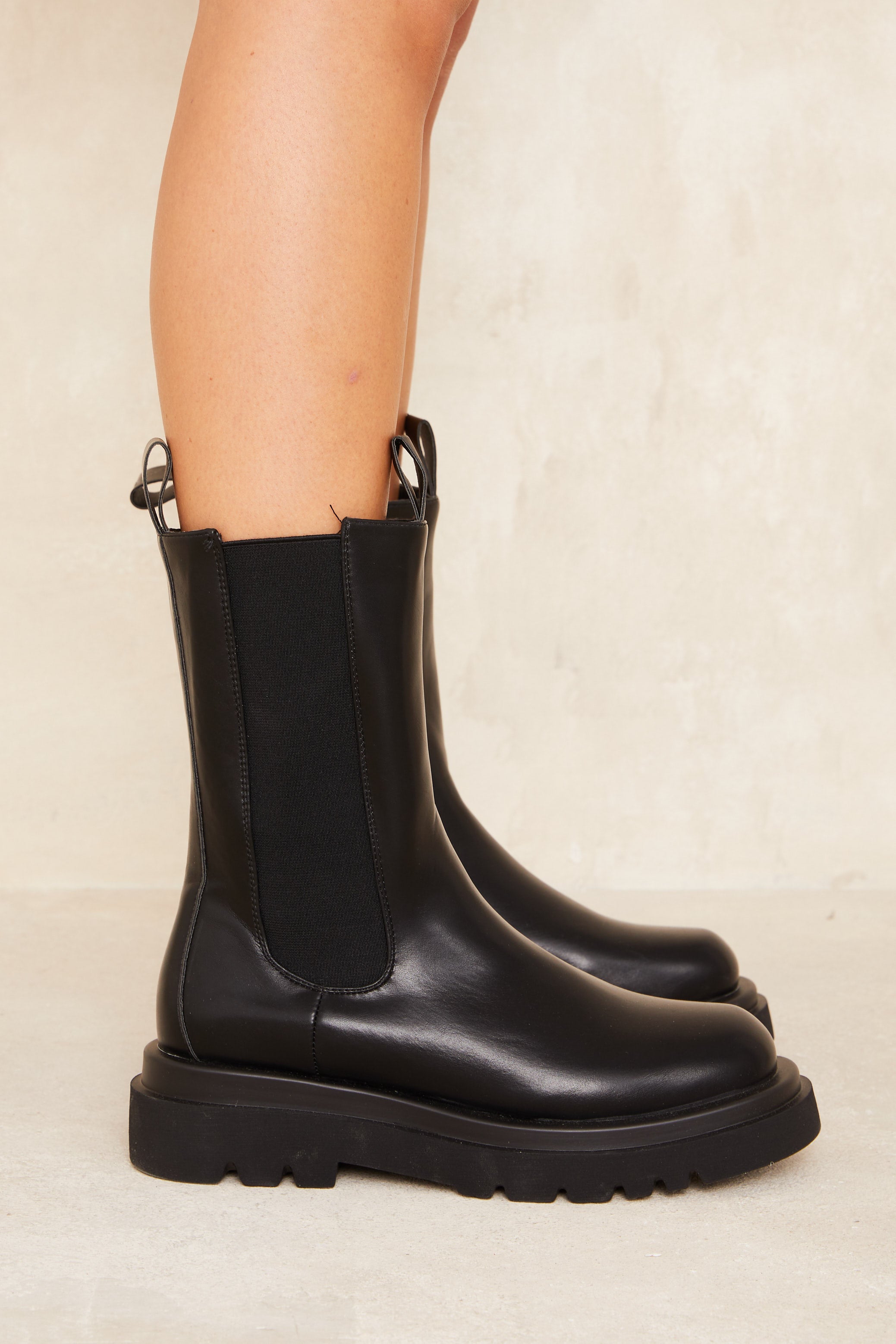 LEXIA Chunky Black Leather Boots